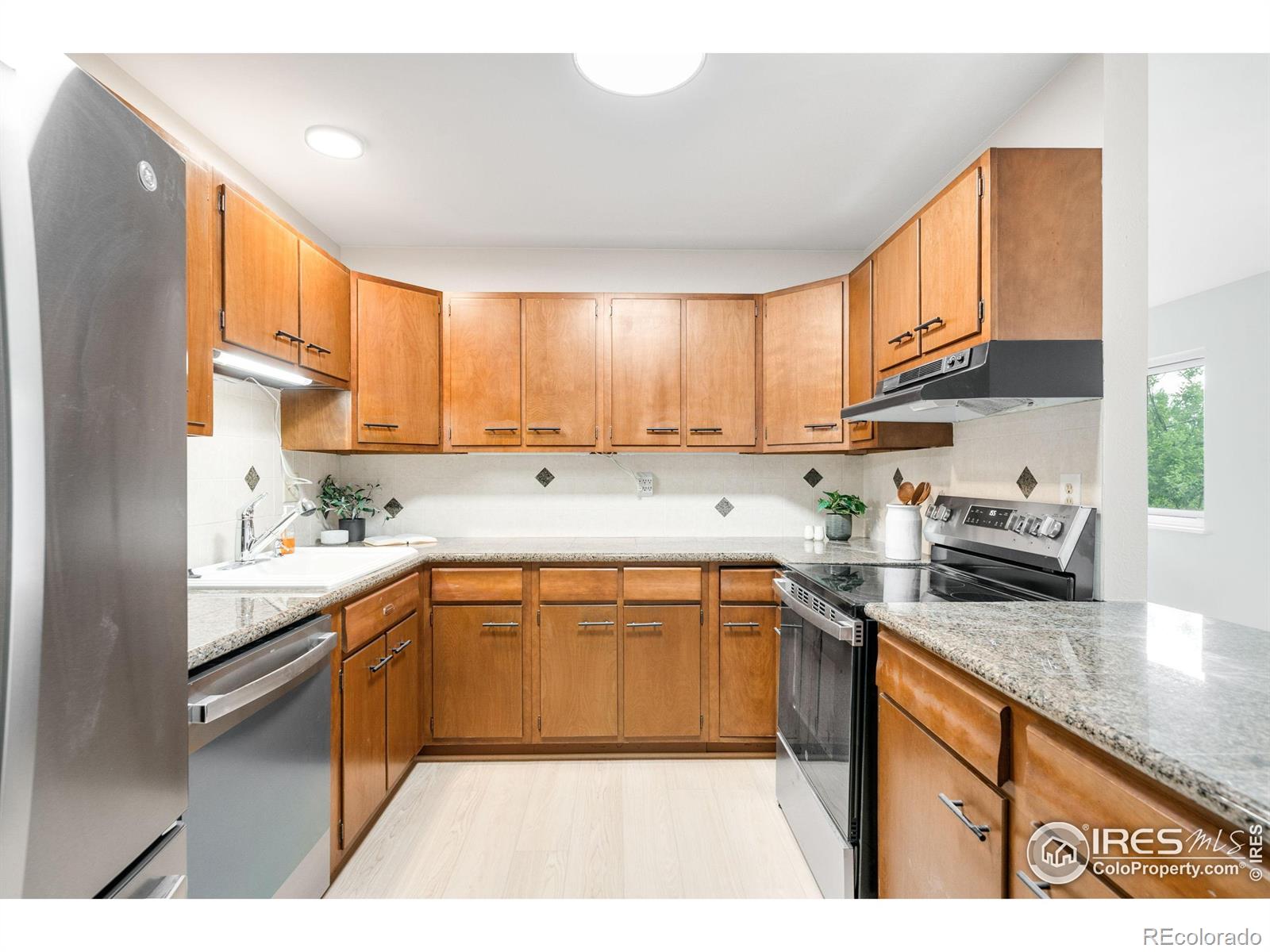 MLS Image #10 for 1560  kendall drive,boulder, Colorado