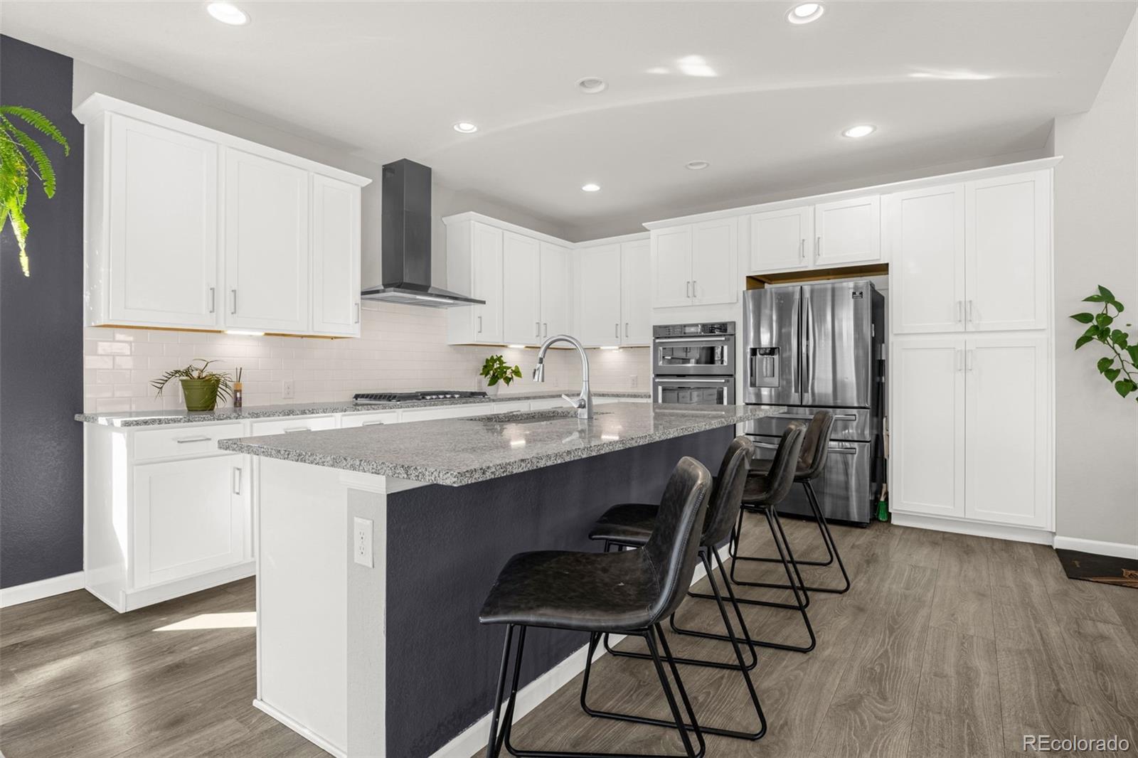 MLS Image #10 for 118 n newcastle way,aurora, Colorado