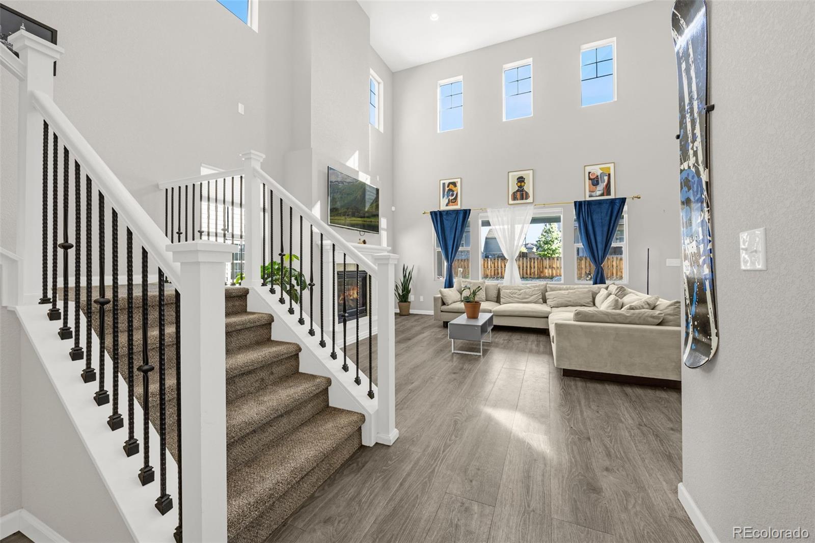 MLS Image #5 for 118 n newcastle way,aurora, Colorado