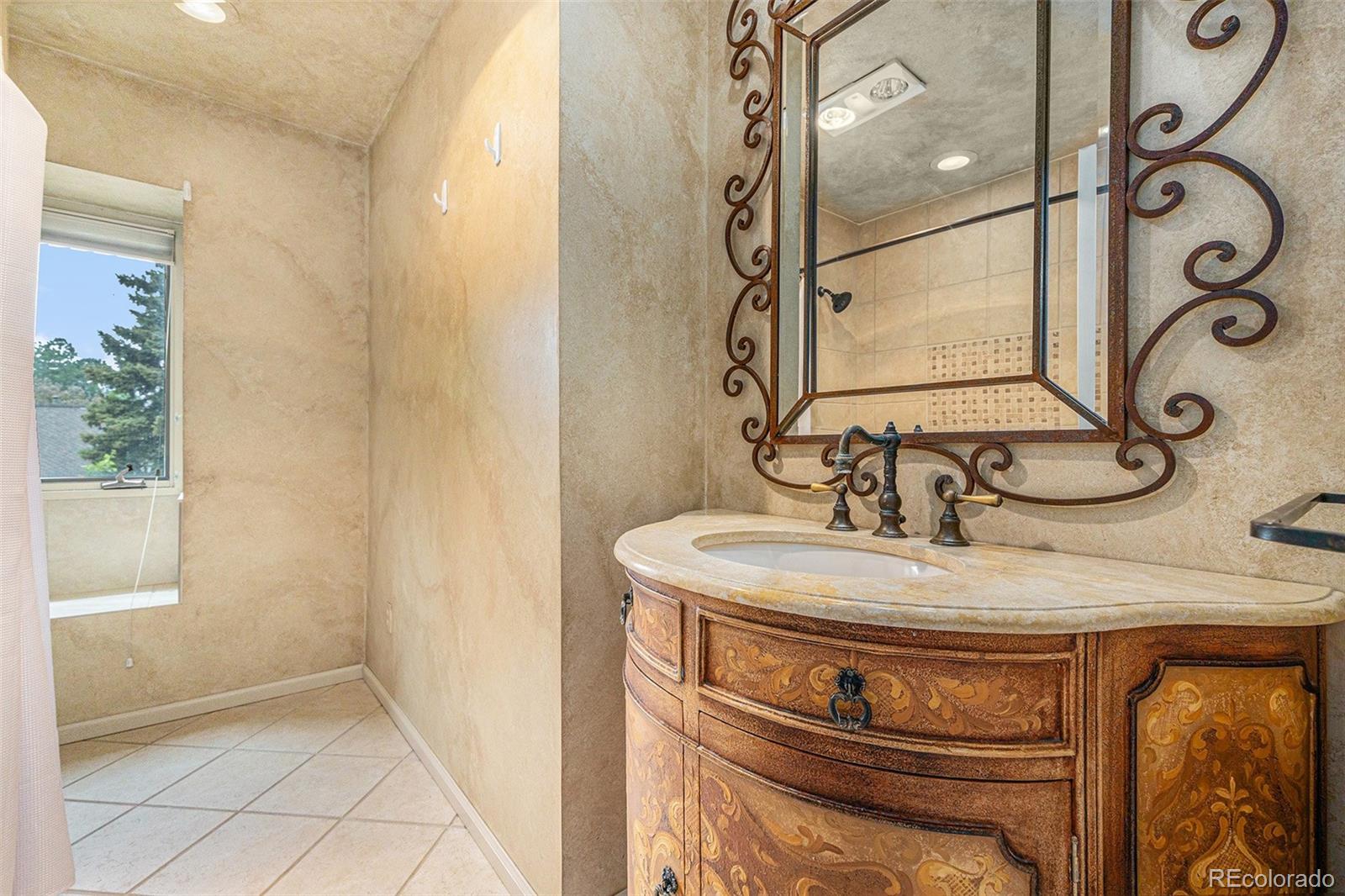 MLS Image #17 for 10158 e fair circle,englewood, Colorado