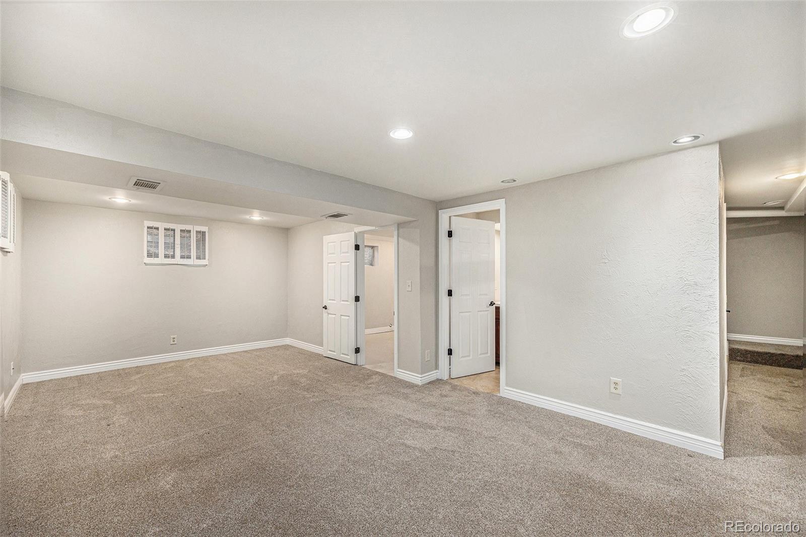 MLS Image #19 for 10158 e fair circle,englewood, Colorado