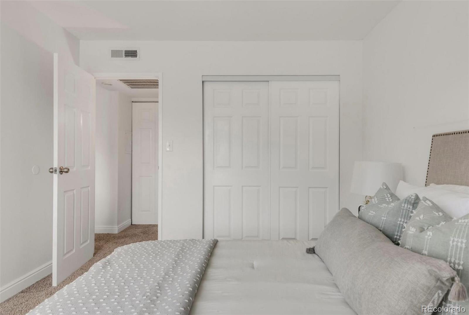 MLS Image #10 for 3613 s sheridan boulevard,denver, Colorado
