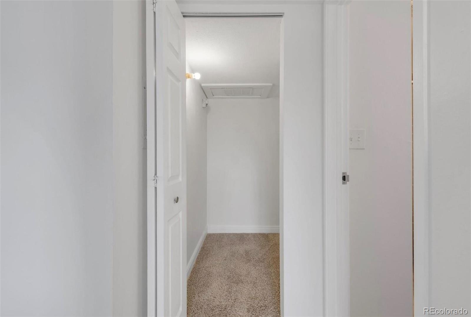 MLS Image #12 for 3613 s sheridan boulevard,denver, Colorado