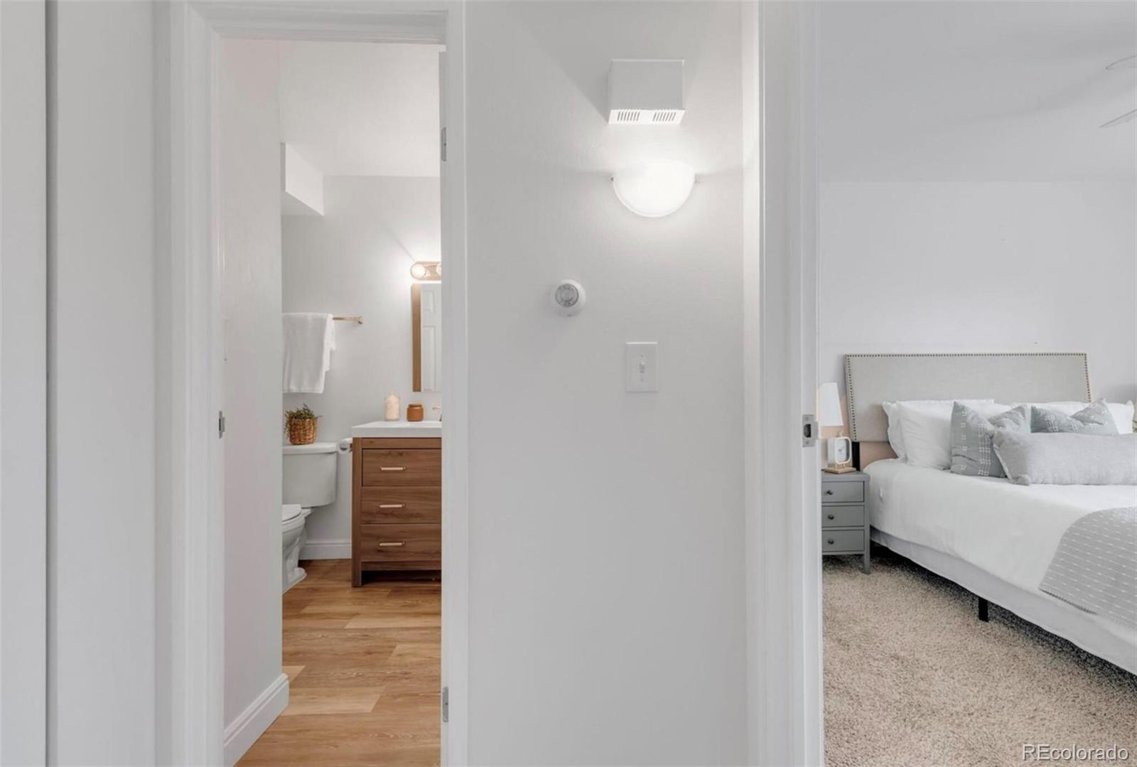 MLS Image #14 for 3613 s sheridan boulevard,denver, Colorado