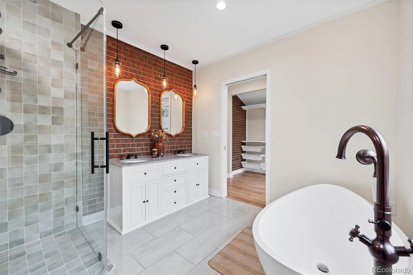 MLS Image #10 for 770  locust ,denver, Colorado