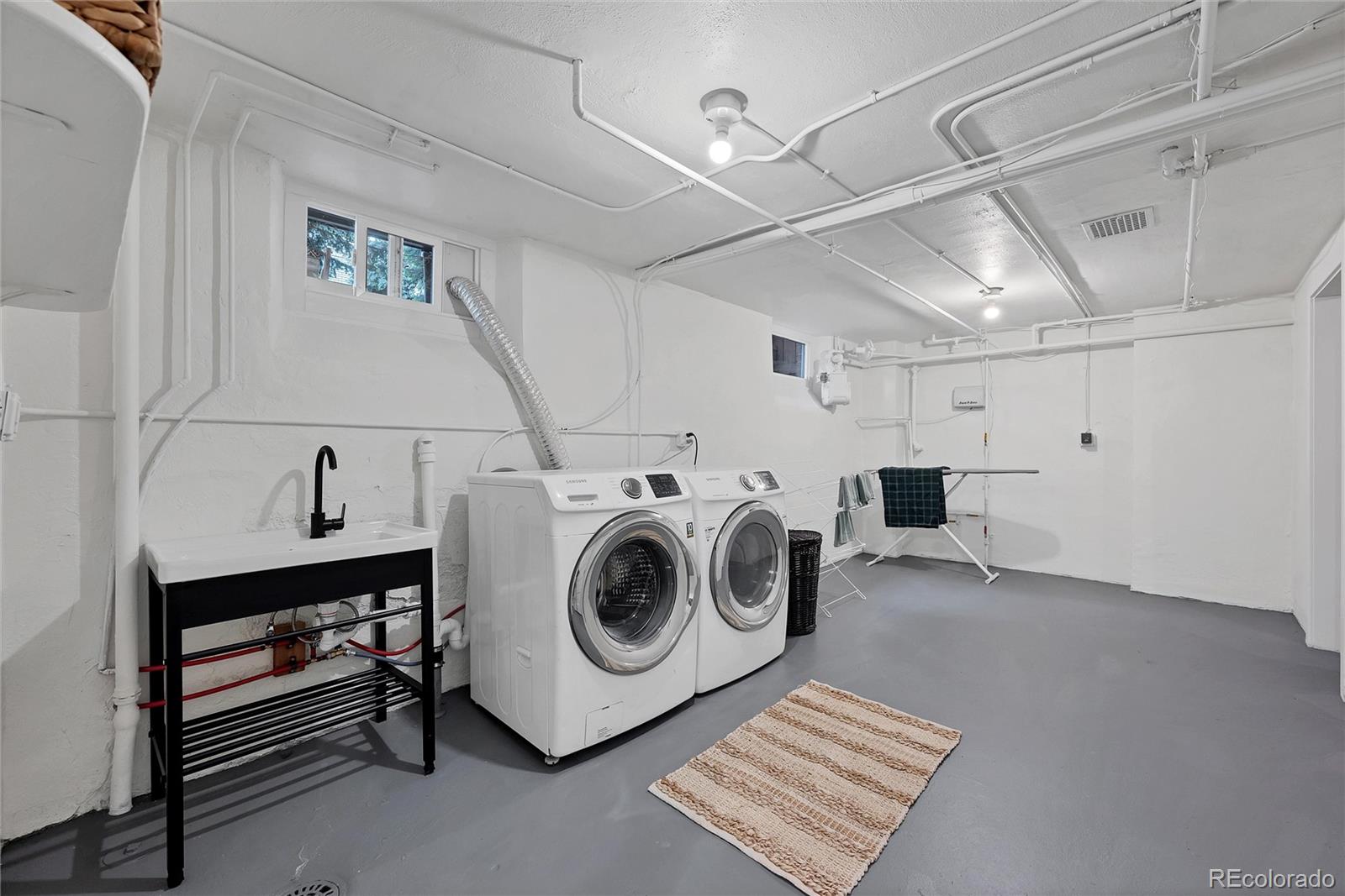 MLS Image #18 for 770  locust ,denver, Colorado