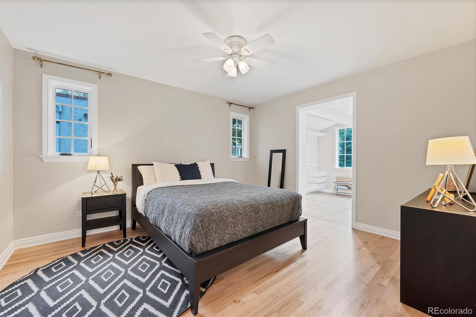 MLS Image #7 for 770  locust ,denver, Colorado