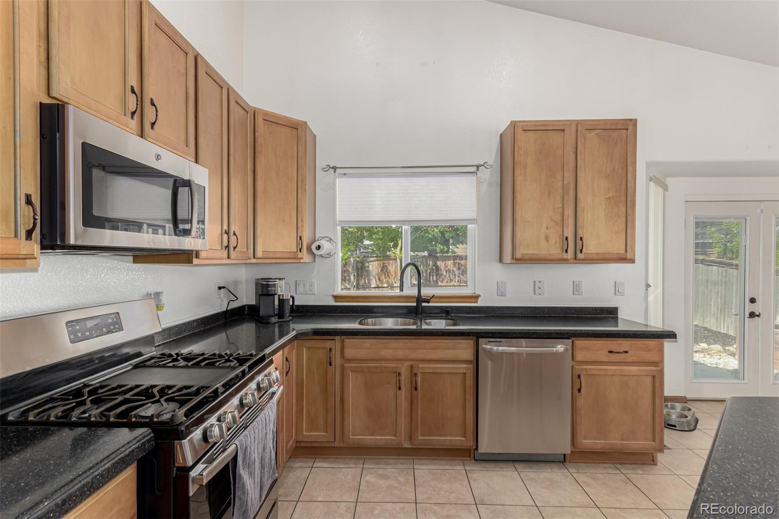 MLS Image #11 for 16257 e 105th circle,commerce city, Colorado