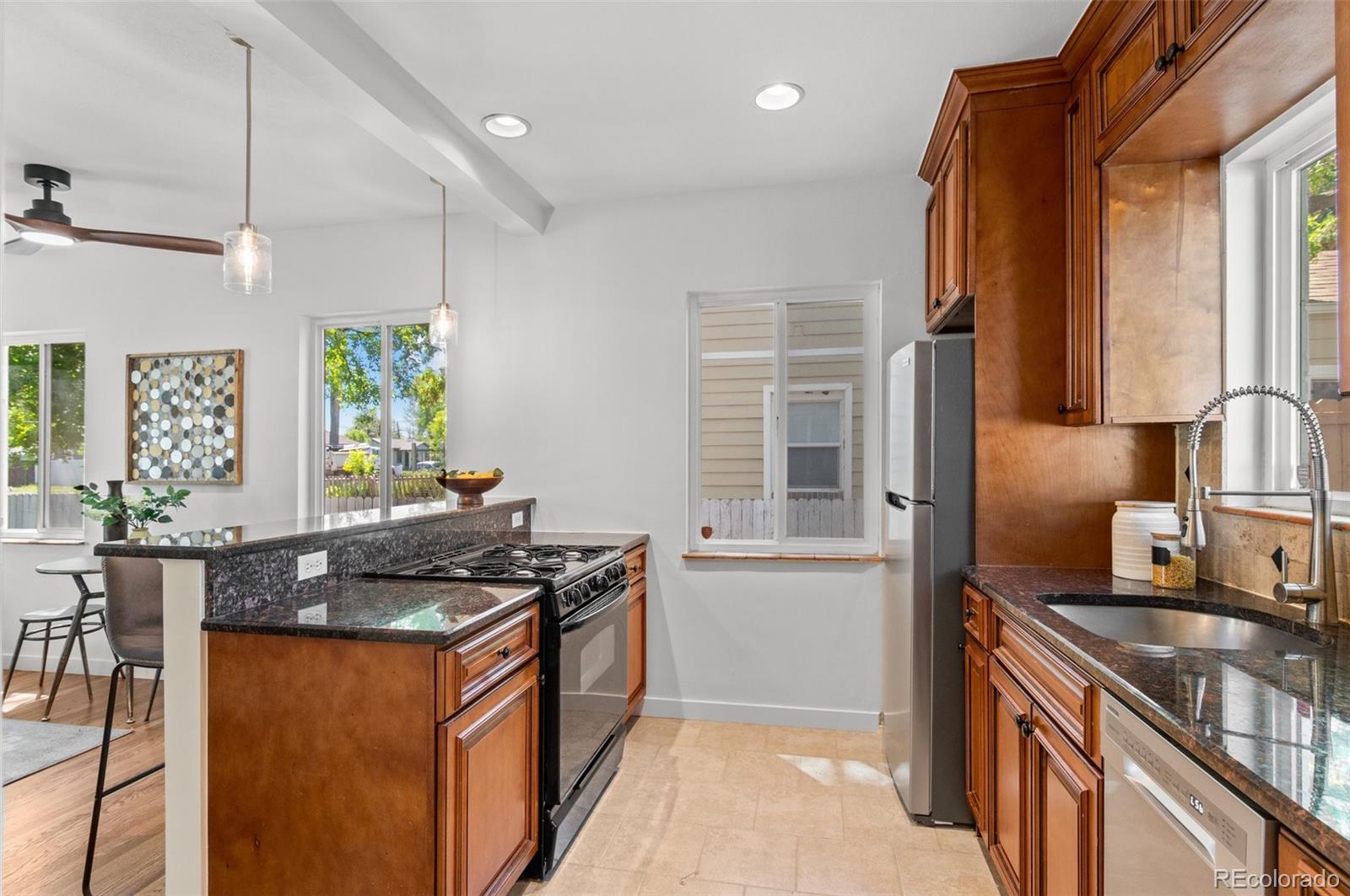 MLS Image #11 for 1177  wabash street,denver, Colorado