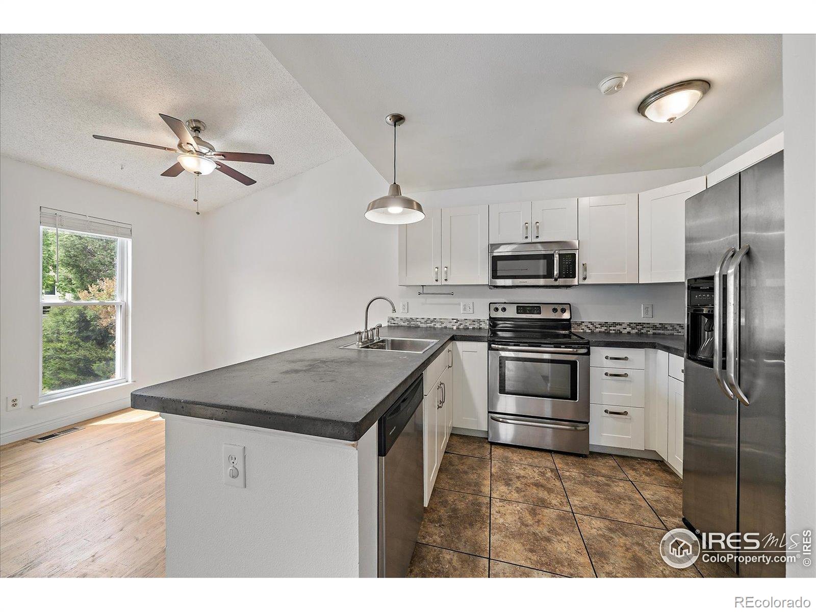 MLS Image #10 for 904  clover circle,lafayette, Colorado