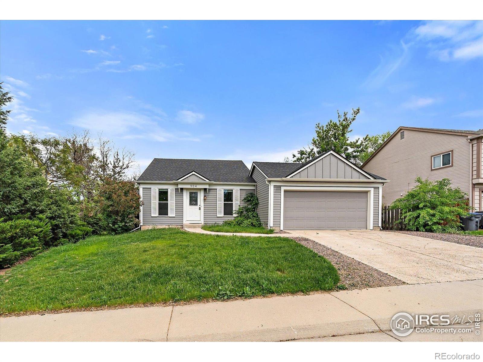 MLS Image #2 for 904  clover circle,lafayette, Colorado