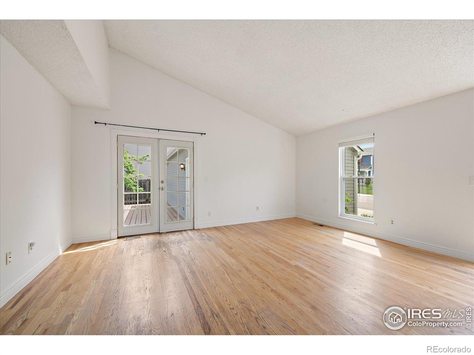 MLS Image #6 for 904  clover circle,lafayette, Colorado