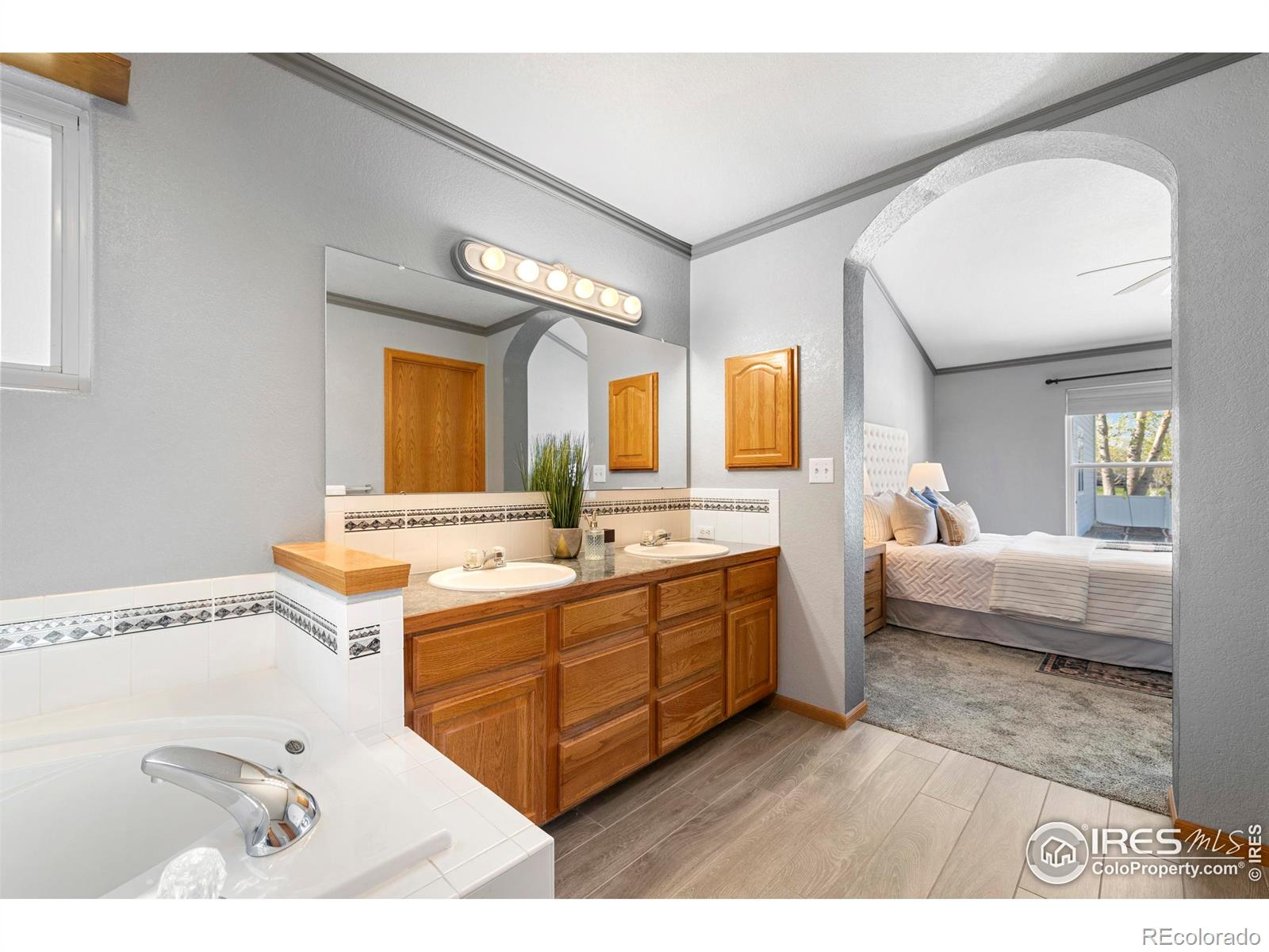 MLS Image #20 for 906  province road,fort collins, Colorado