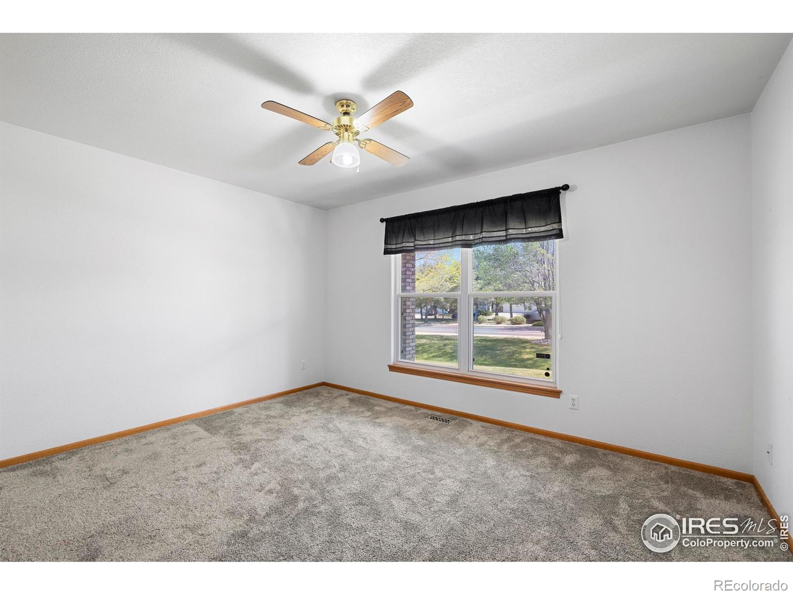 MLS Image #22 for 906  province road,fort collins, Colorado