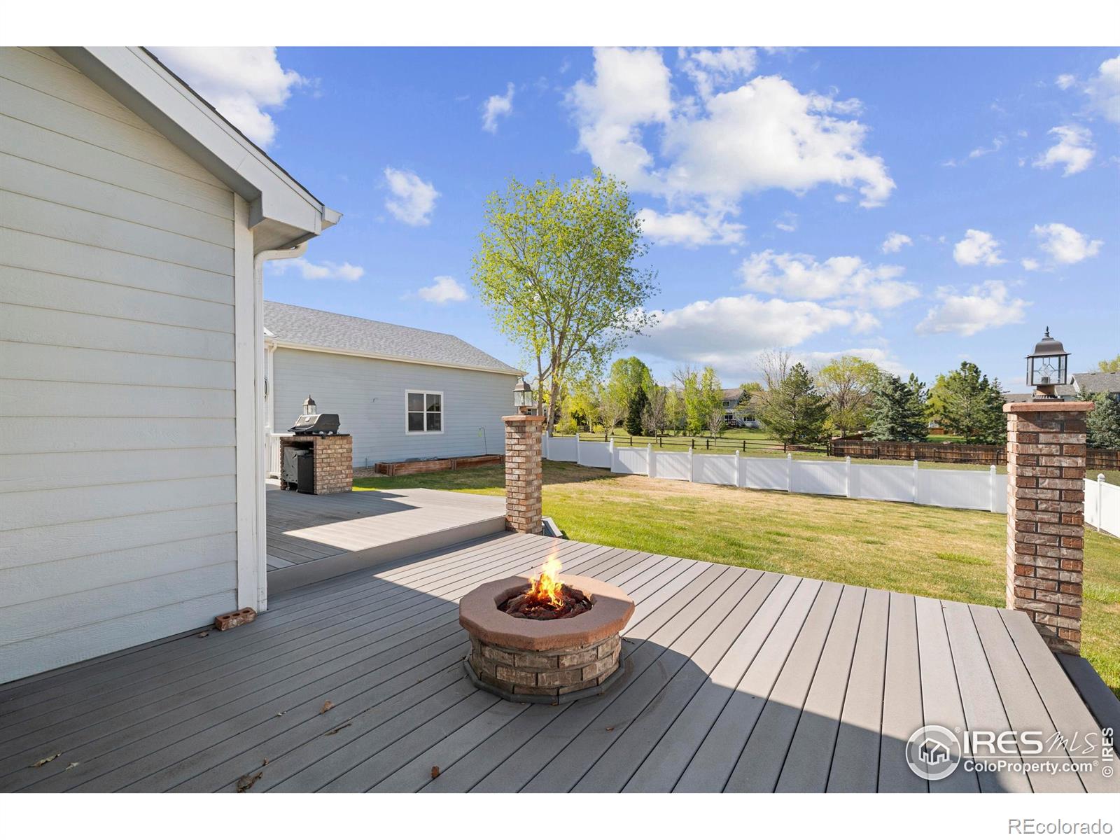MLS Image #36 for 906  province road,fort collins, Colorado