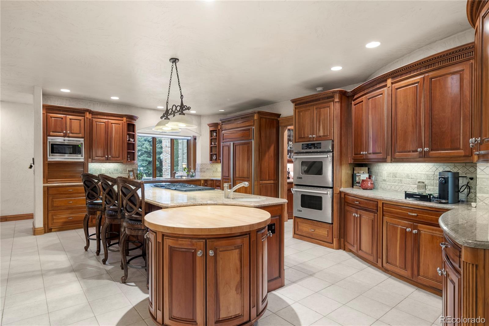 MLS Image #15 for 4  redhawk run,englewood, Colorado