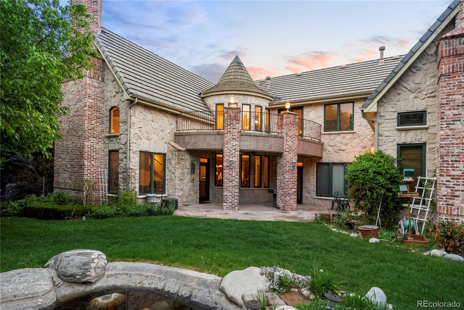 MLS Image #43 for 4  redhawk run,englewood, Colorado