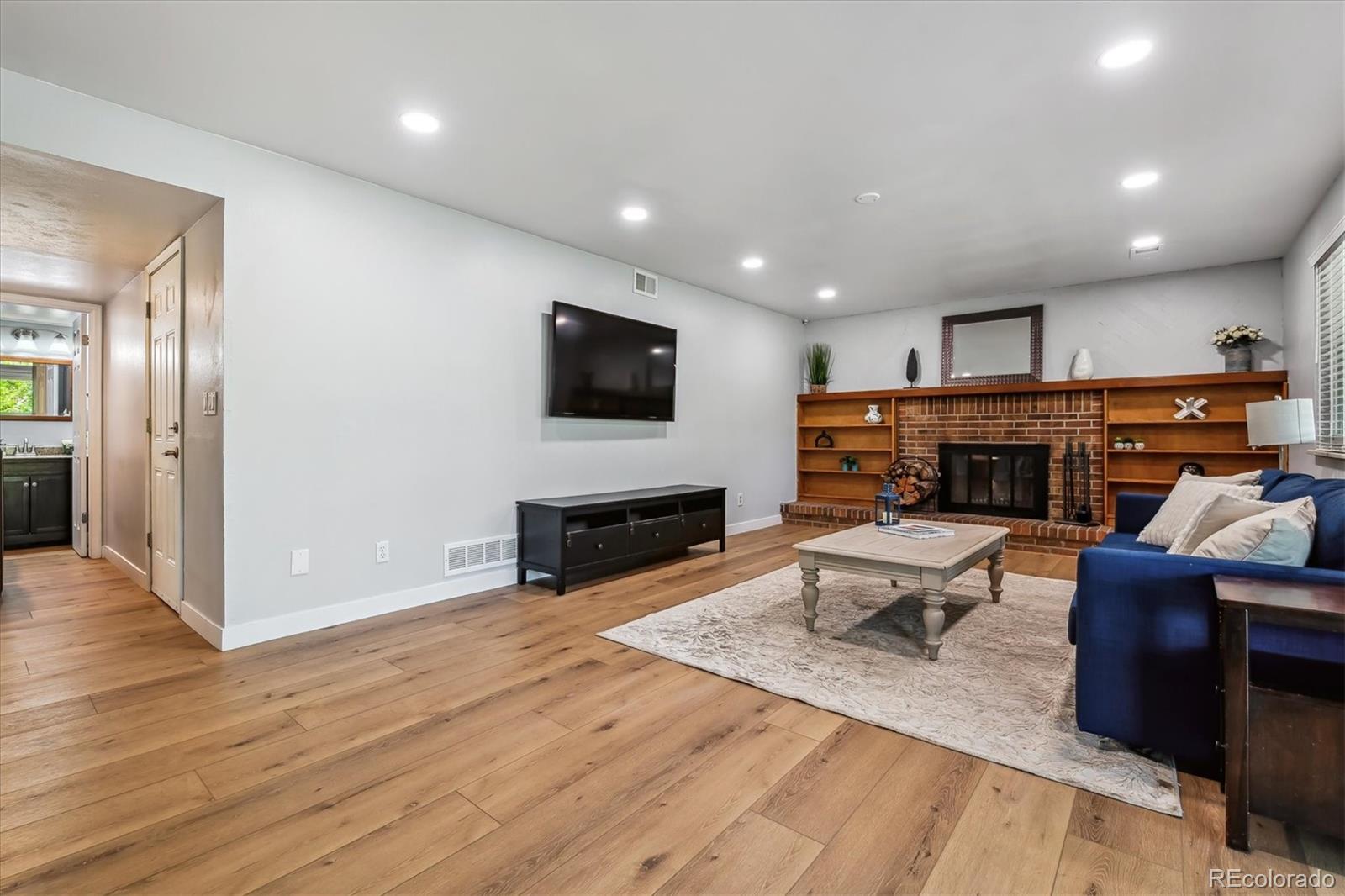MLS Image #17 for 7724 s lafayette court,centennial, Colorado