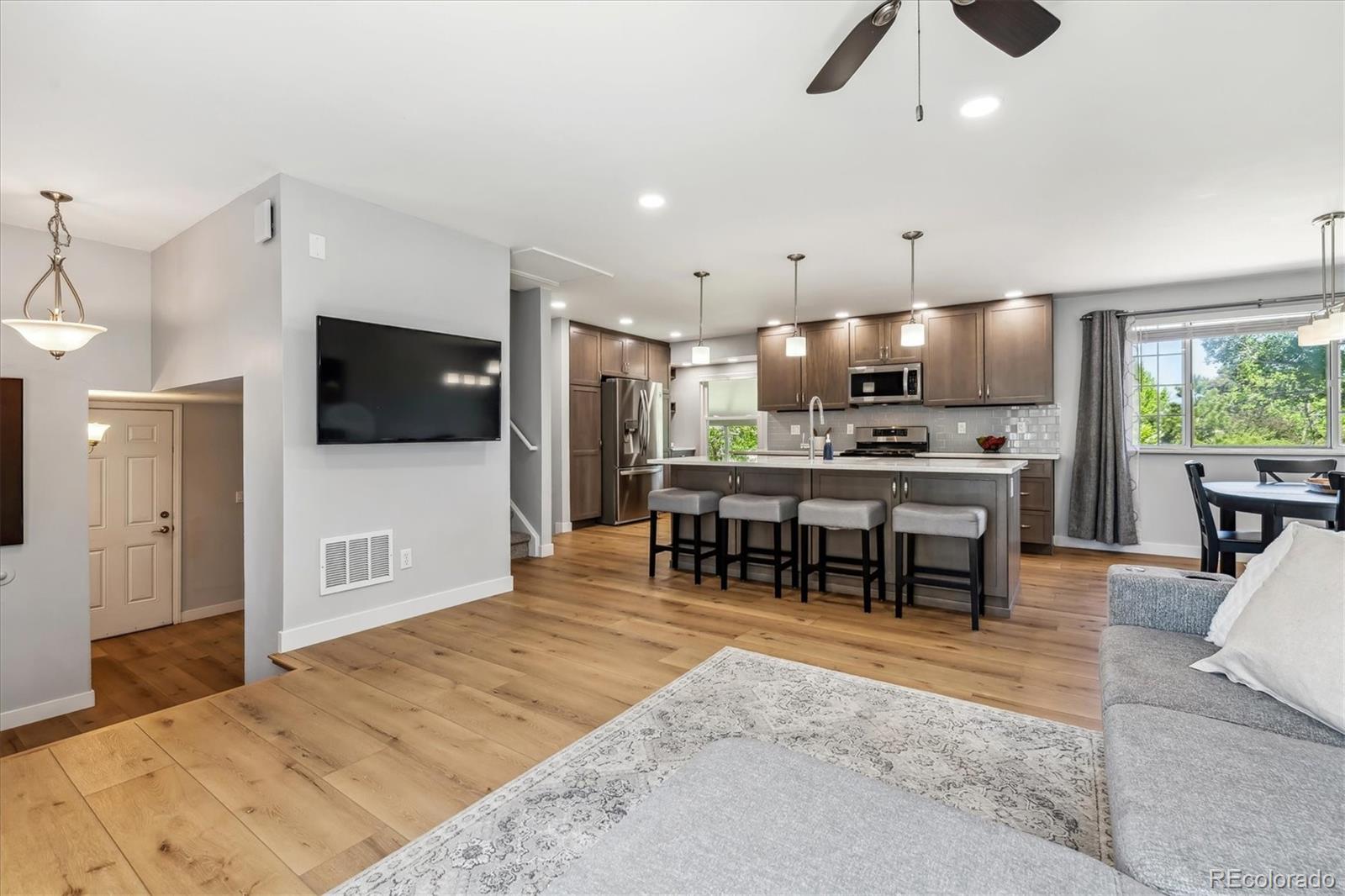 MLS Image #2 for 7724 s lafayette court,centennial, Colorado