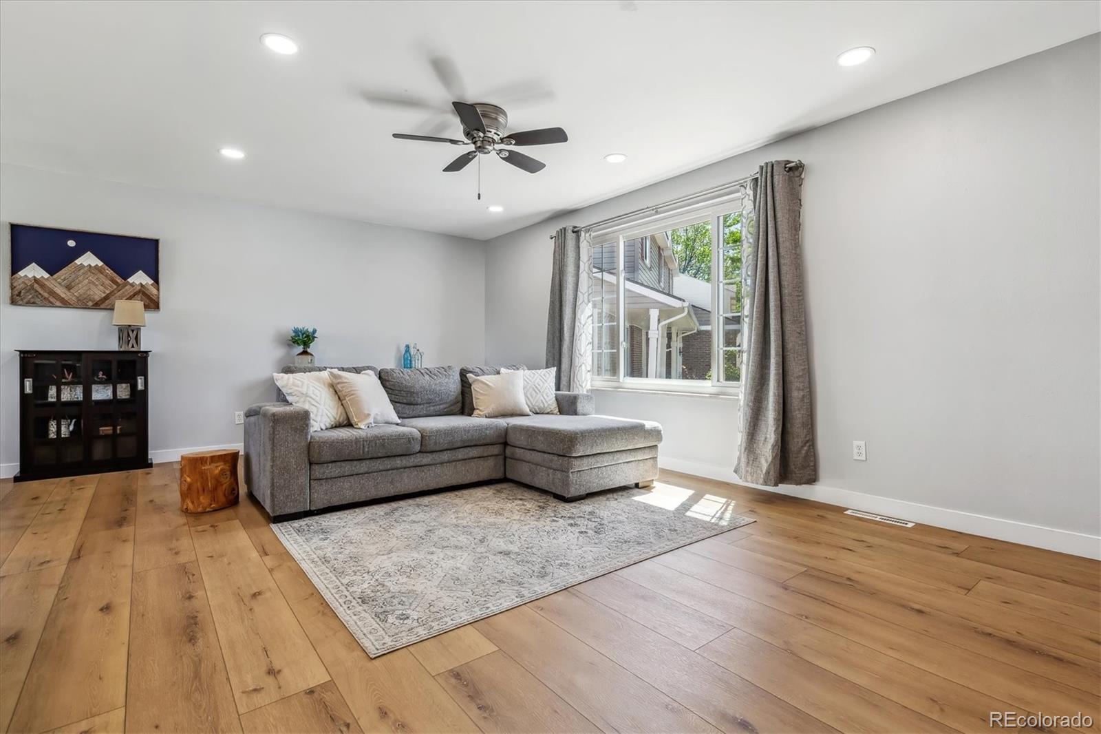 MLS Image #3 for 7724 s lafayette court,centennial, Colorado