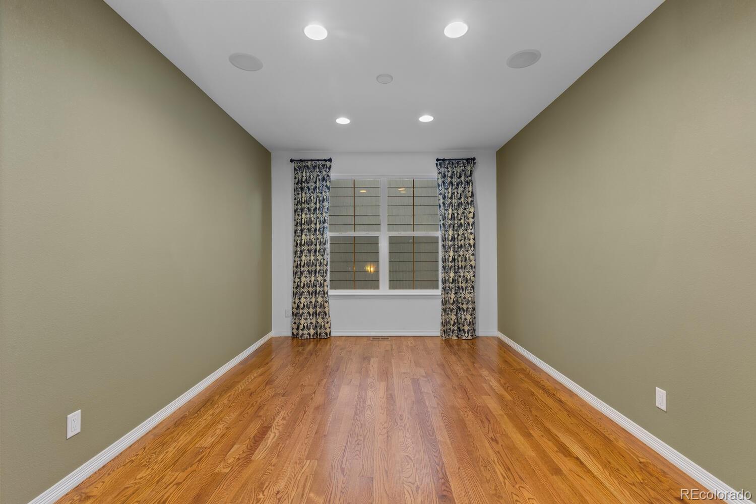 MLS Image #15 for 17223 w 84th drive,arvada, Colorado