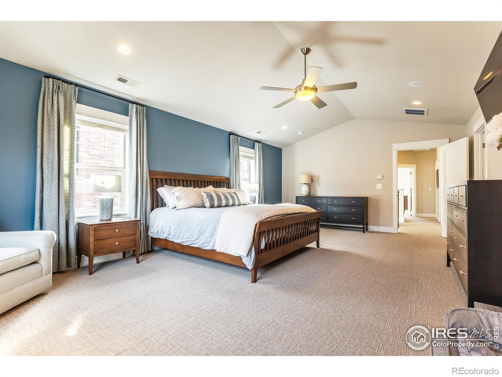 MLS Image #17 for 1152 s ogden street,denver, Colorado