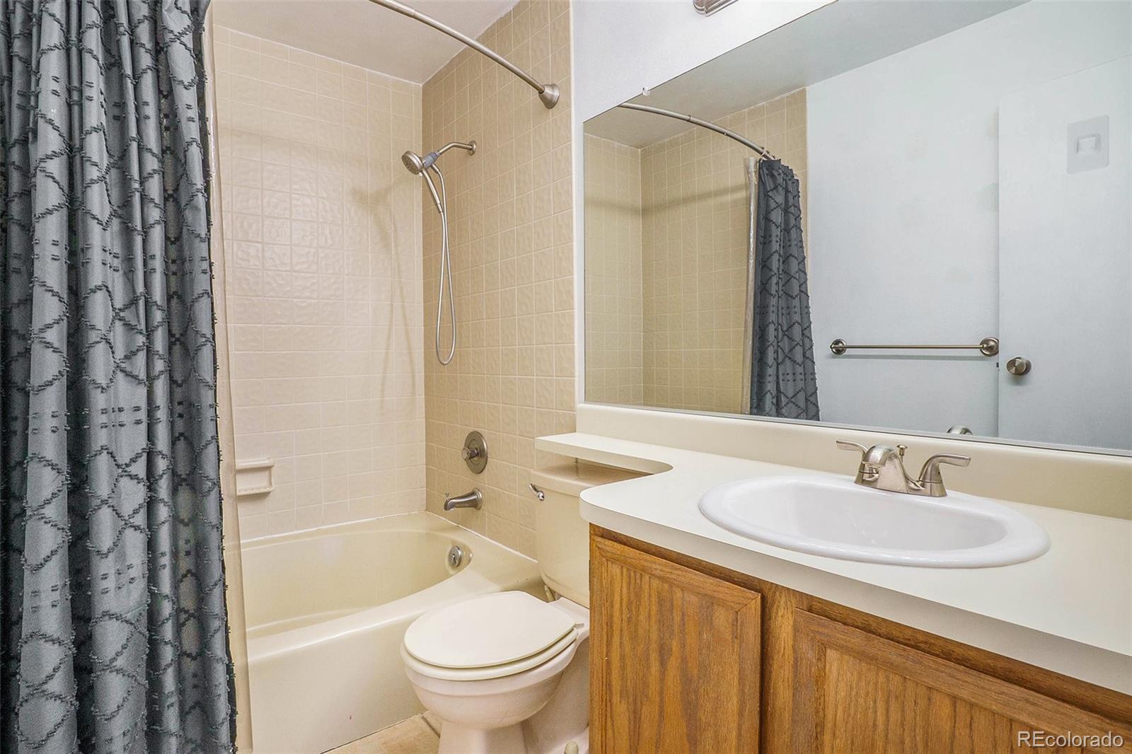 MLS Image #10 for 904 s walden way,aurora, Colorado