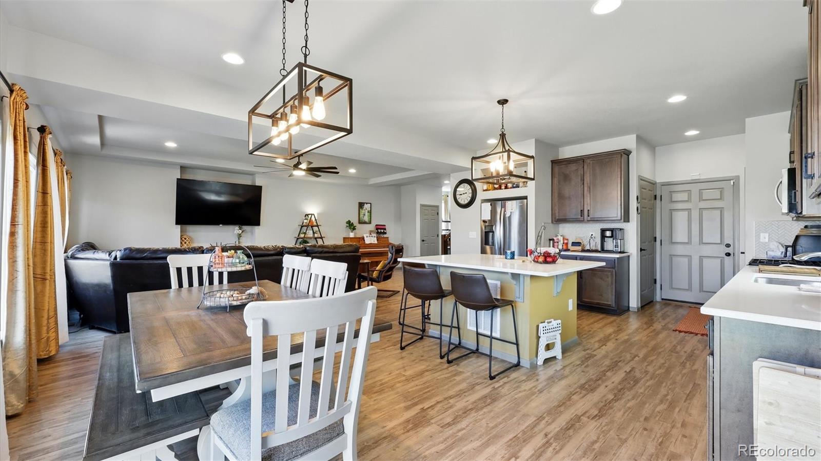 MLS Image #2 for 6207  kildare drive,colorado springs, Colorado