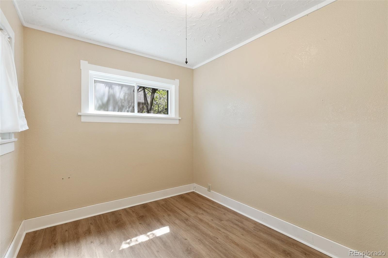 MLS Image #19 for 924 e saint vrain street,colorado springs, Colorado