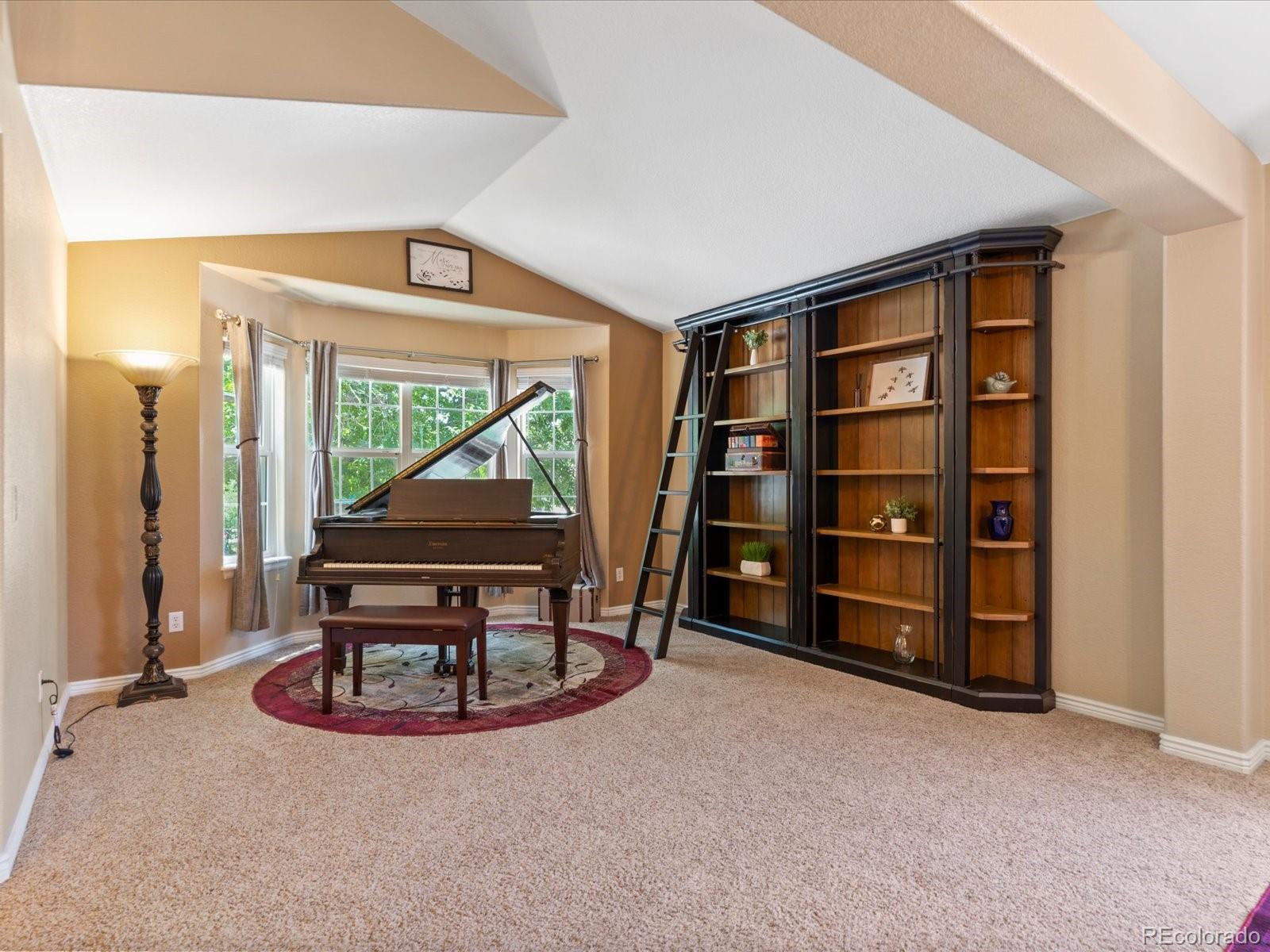 MLS Image #4 for 885  sage sparrow circle,highlands ranch, Colorado