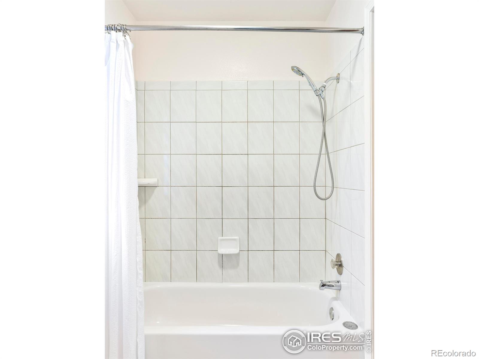 MLS Image #14 for 821  hayden court,longmont, Colorado