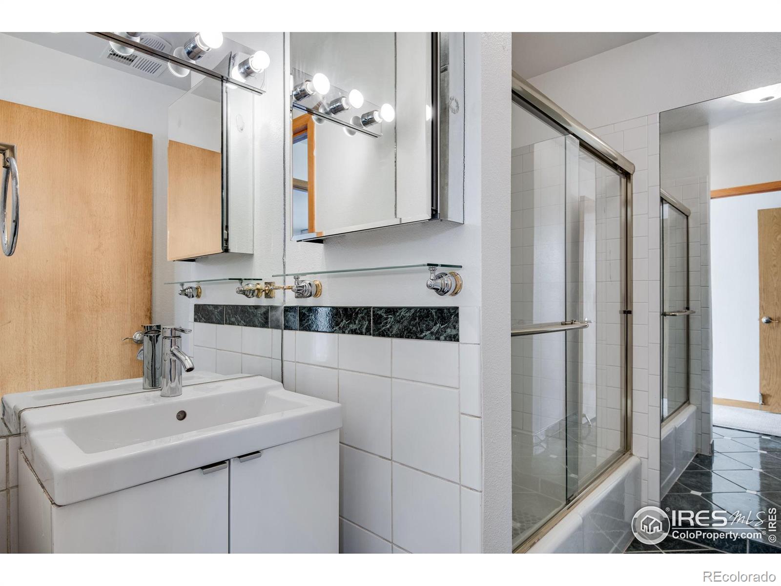 MLS Image #16 for 1140  portland place,boulder, Colorado