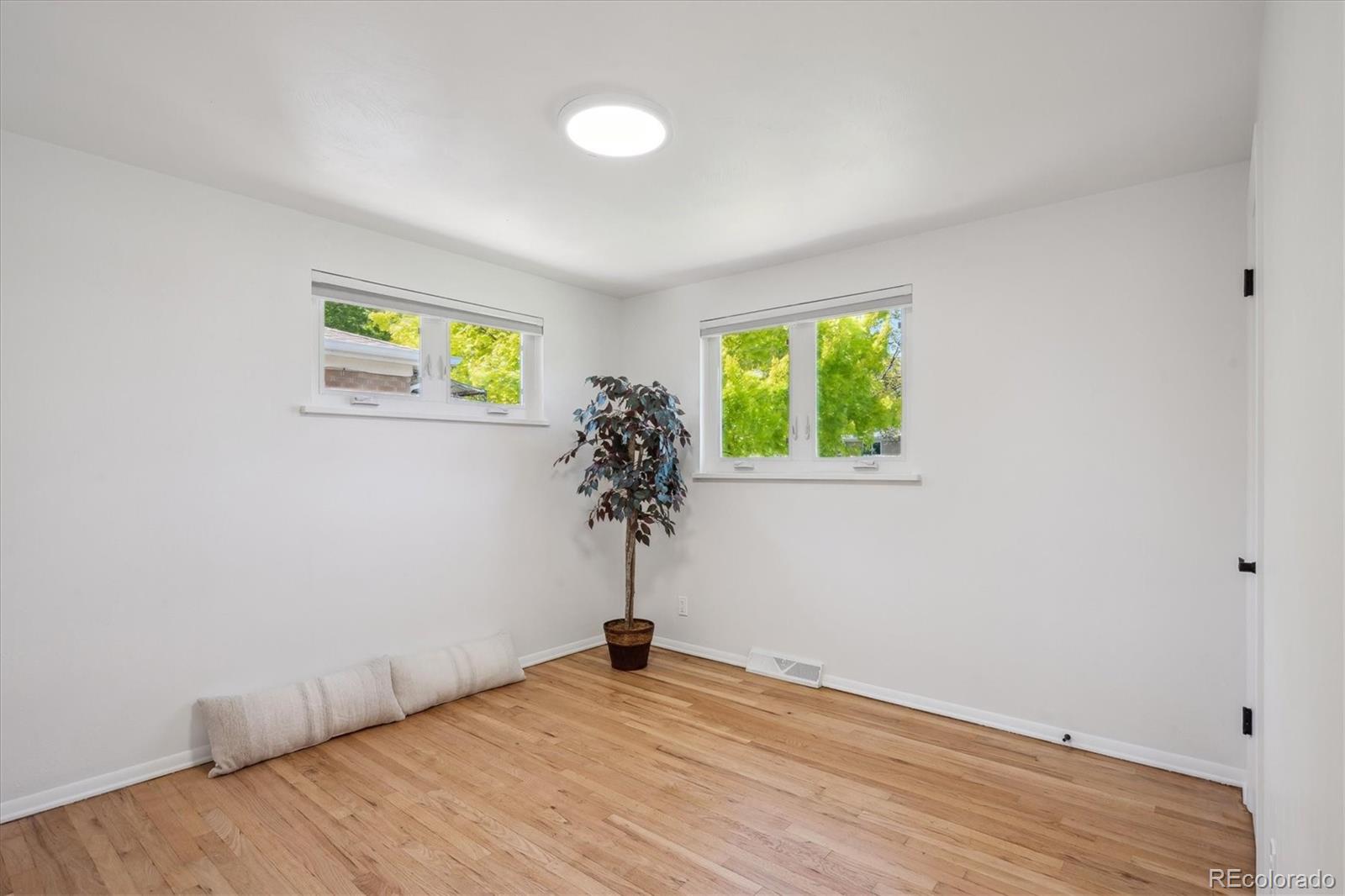 MLS Image #19 for 1852 s decatur street,denver, Colorado