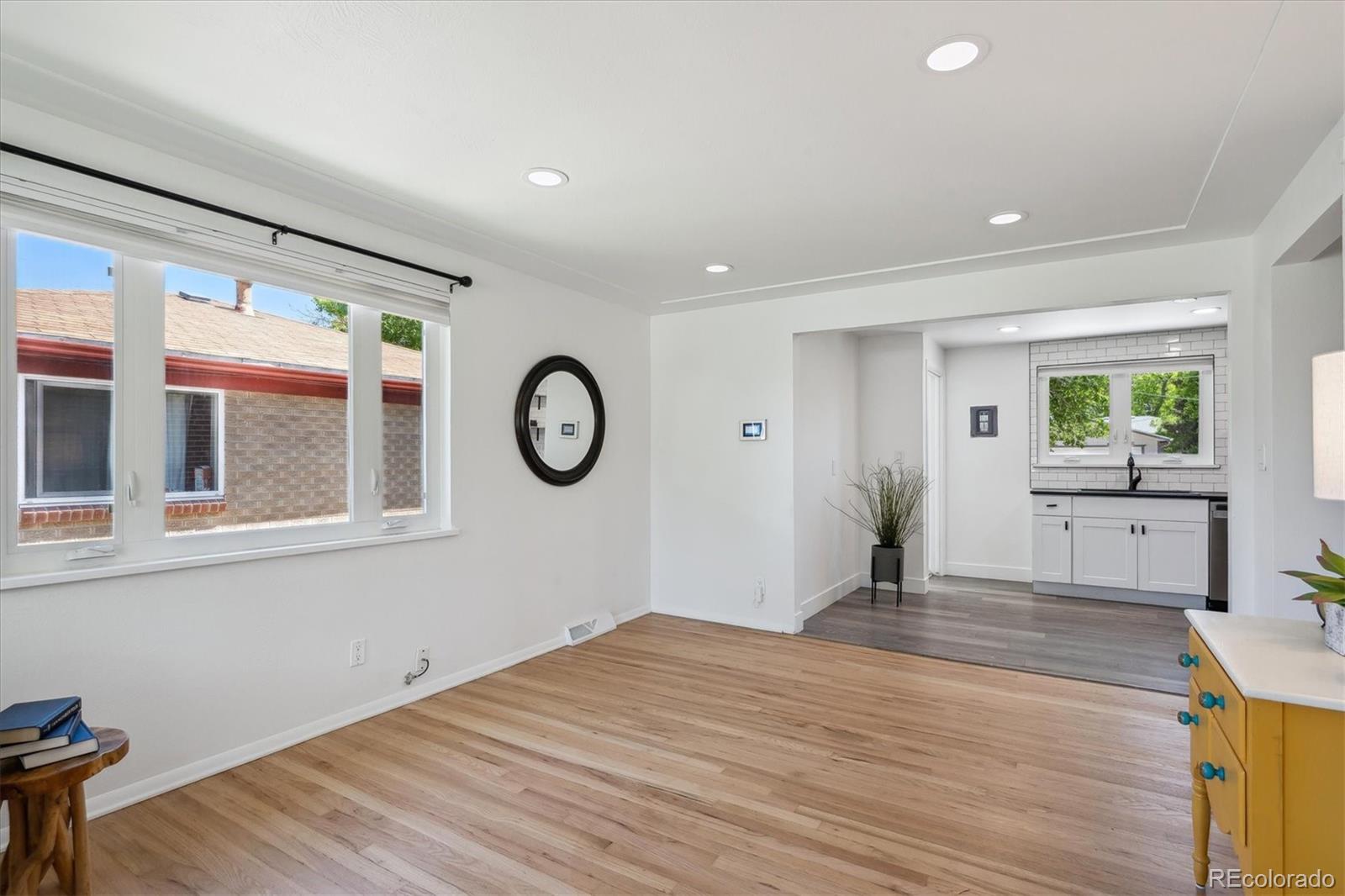 MLS Image #4 for 1852 s decatur street,denver, Colorado