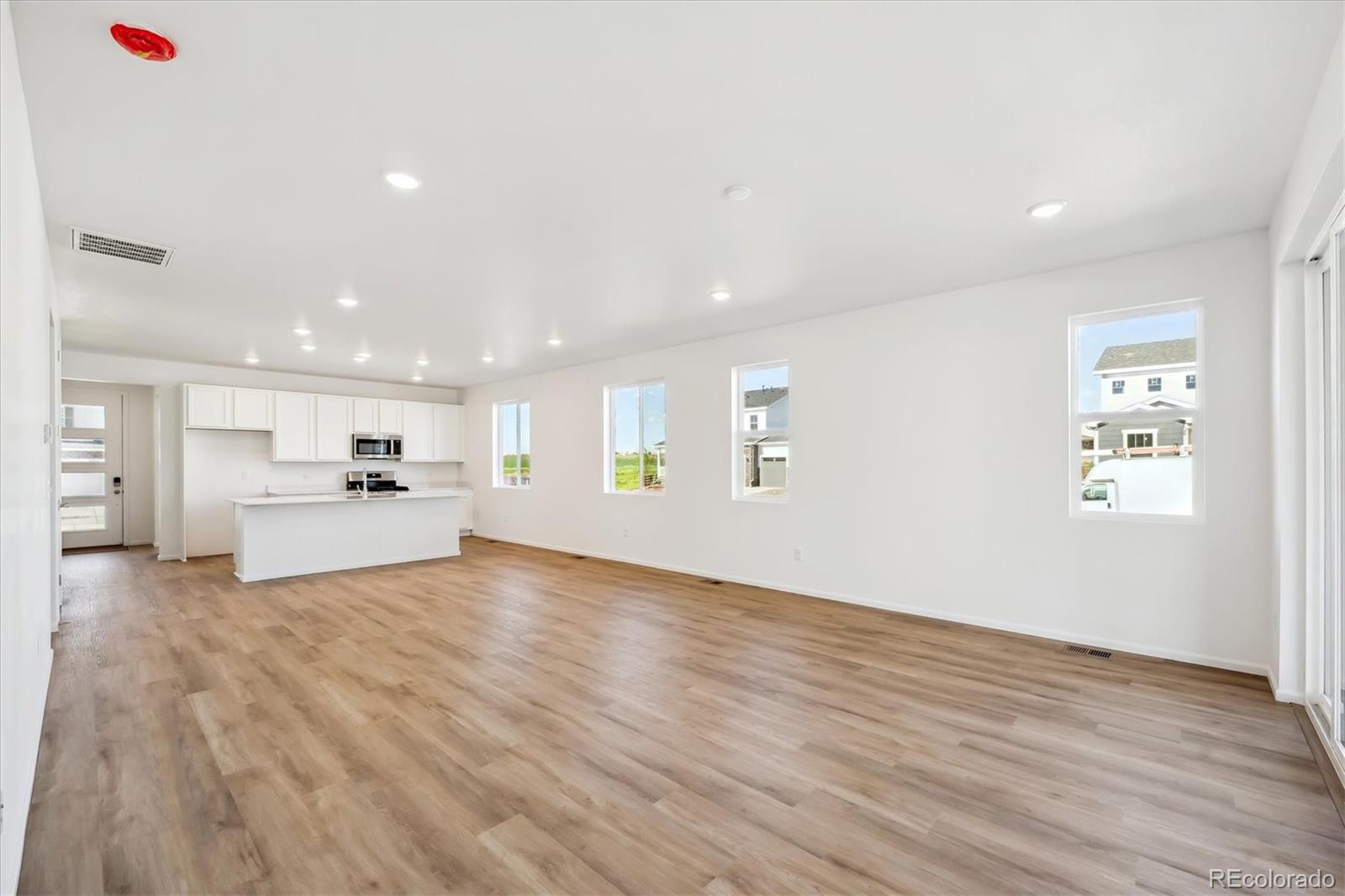 MLS Image #10 for 4691  short horn drive,johnstown, Colorado