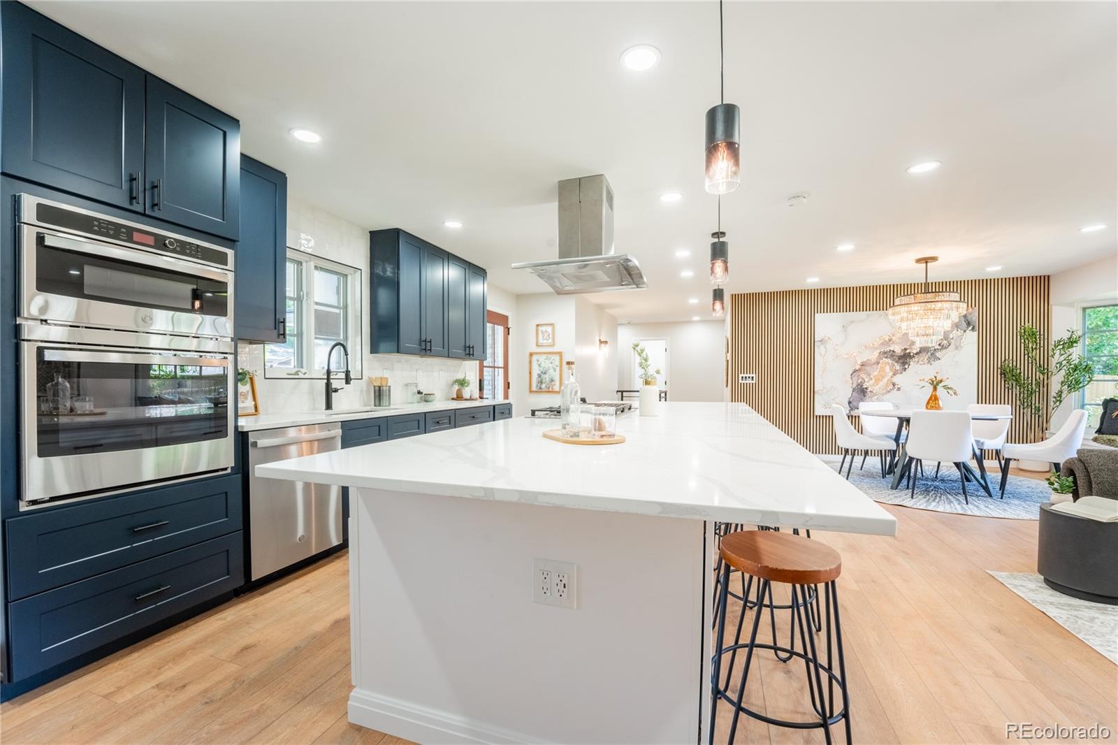 MLS Image #13 for 2745 s saint paul street,denver, Colorado
