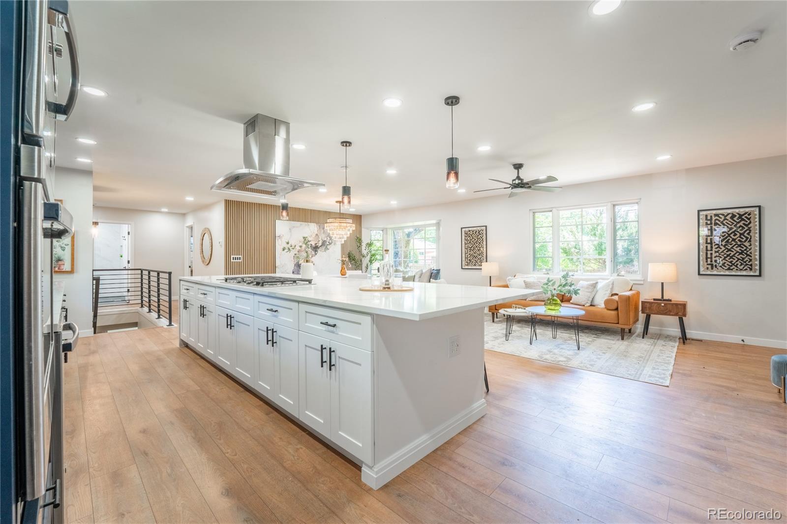 MLS Image #14 for 2745 s saint paul street,denver, Colorado