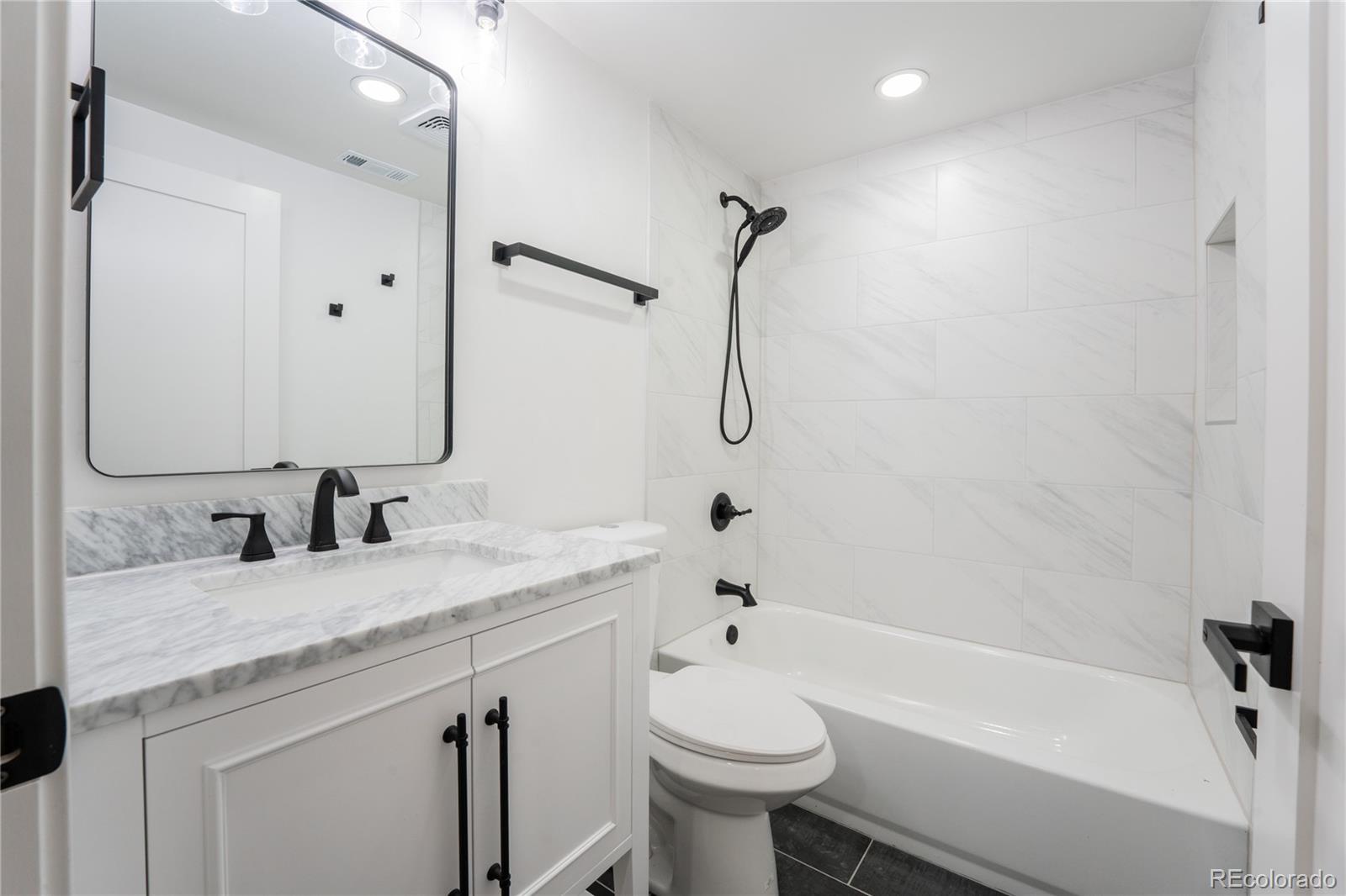 MLS Image #31 for 2745 s saint paul street,denver, Colorado