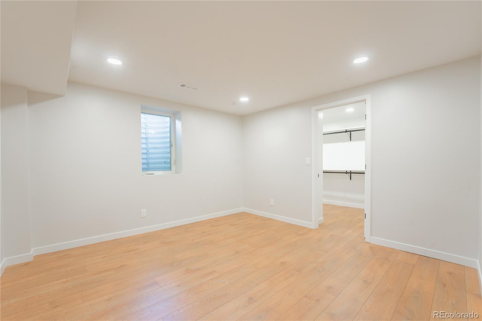 MLS Image #32 for 2745 s saint paul street,denver, Colorado
