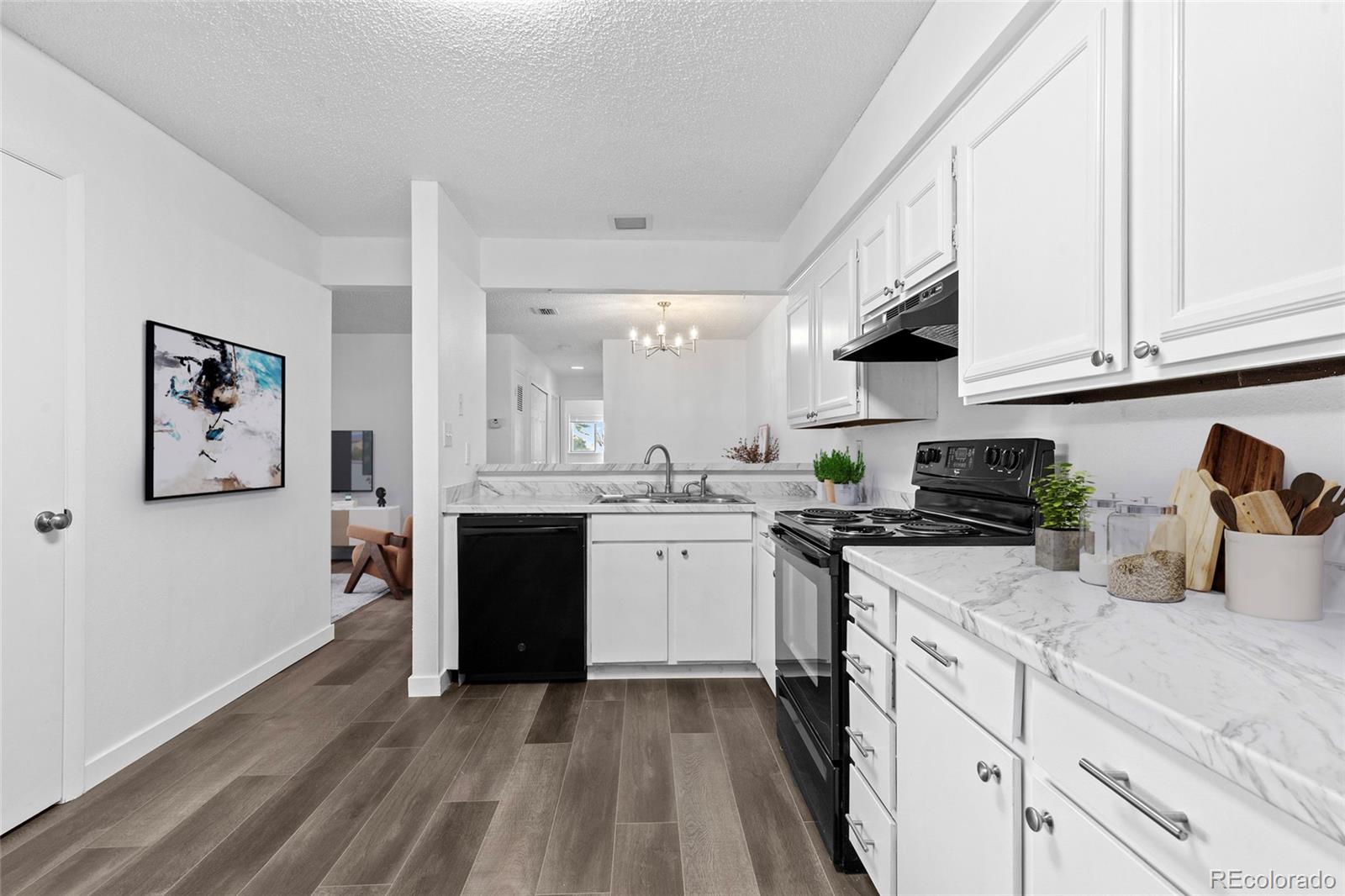 MLS Image #9 for 7220 s gaylord street,littleton, Colorado
