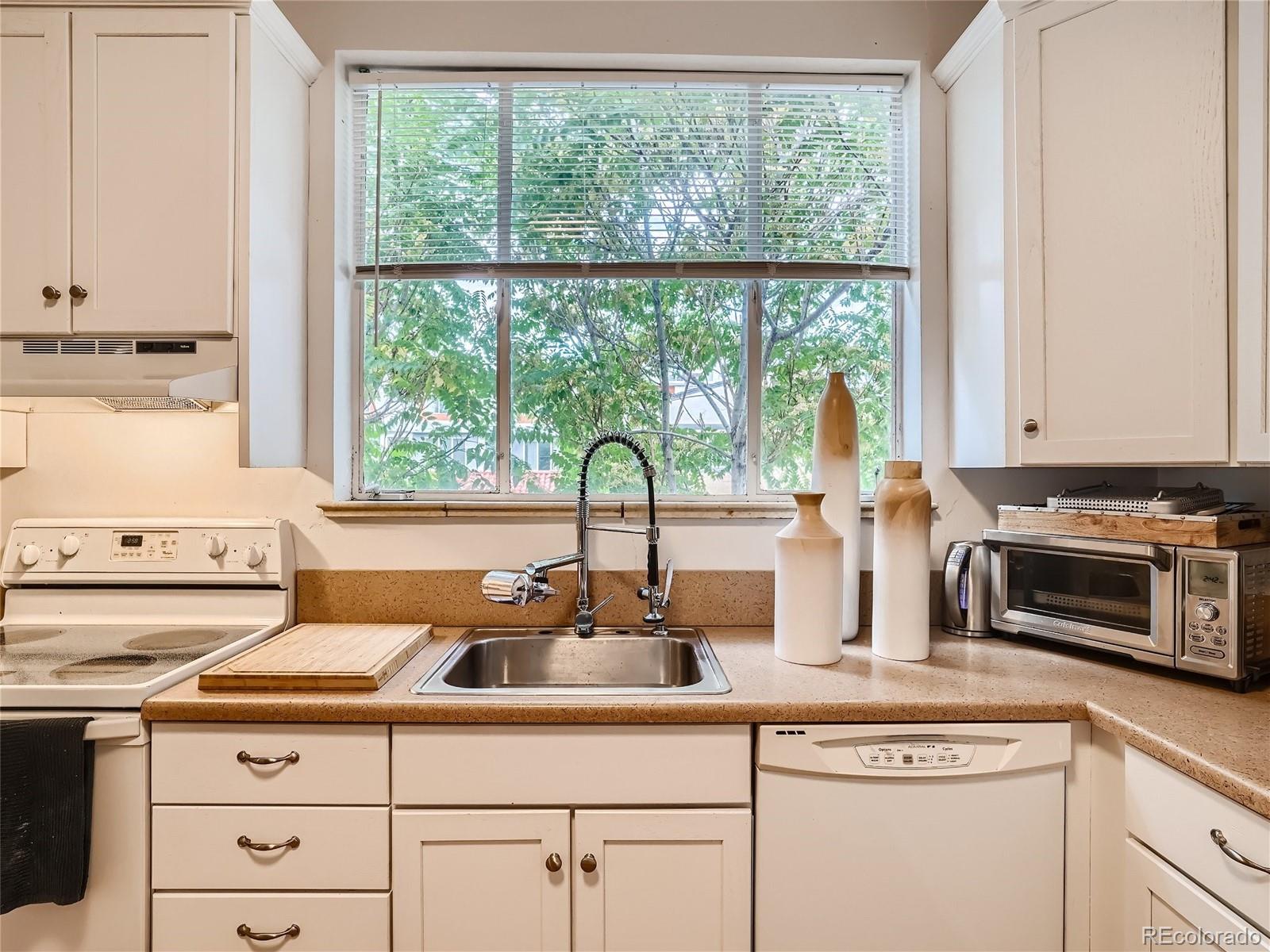 MLS Image #18 for 2303-2305 w 32nd avenue,denver, Colorado