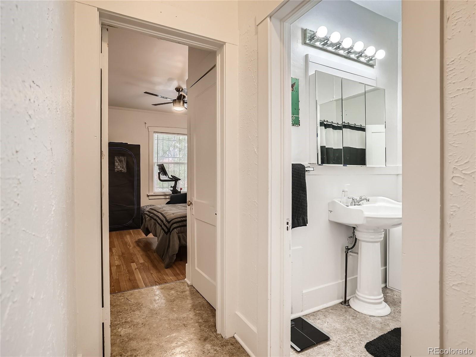 MLS Image #9 for 2303-2305 w 32nd avenue,denver, Colorado