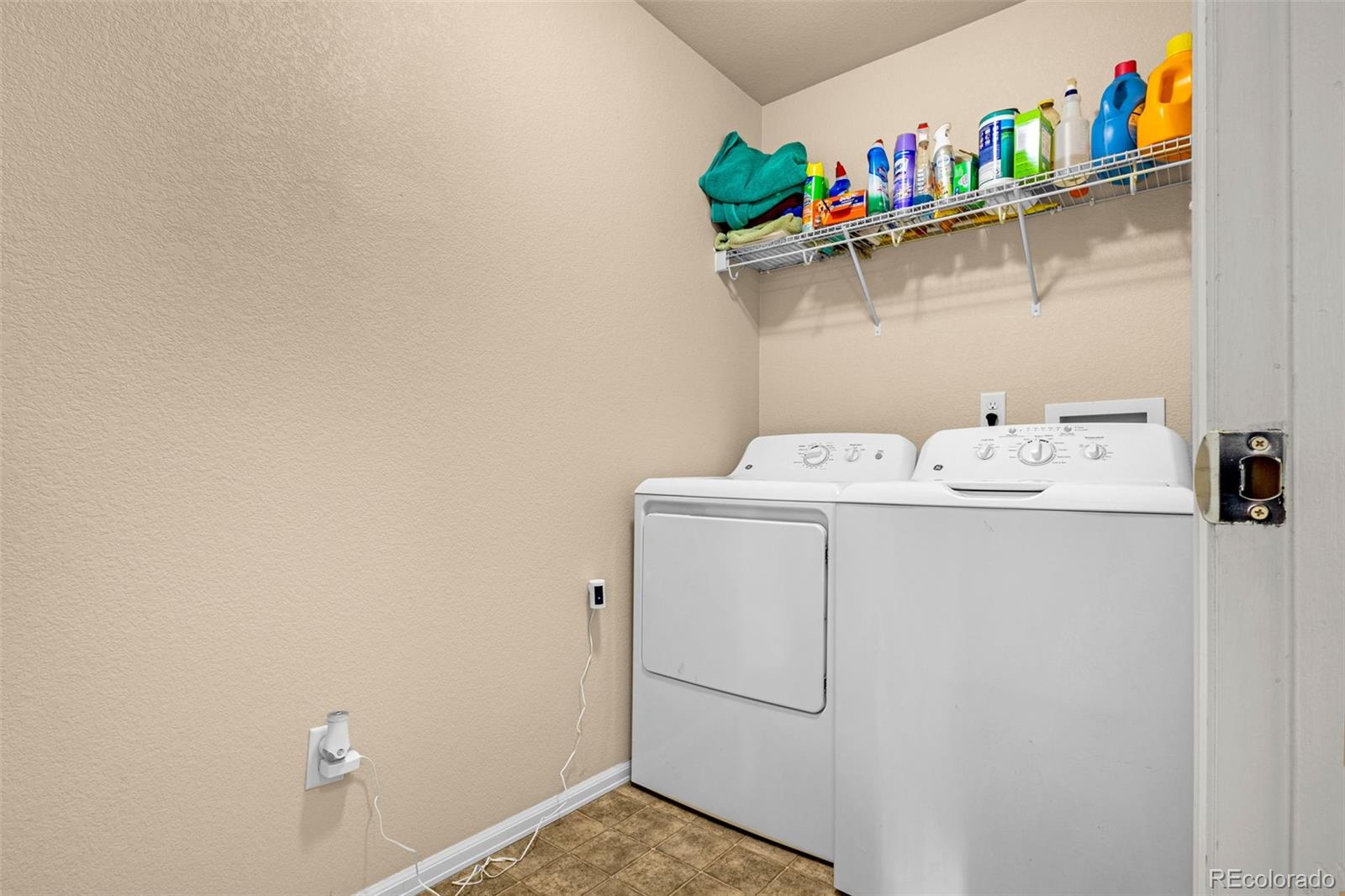 MLS Image #19 for 2114  phillips alley,colorado springs, Colorado
