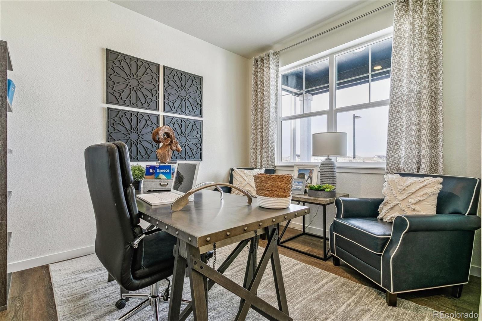 MLS Image #12 for 27756 e byers place,aurora, Colorado