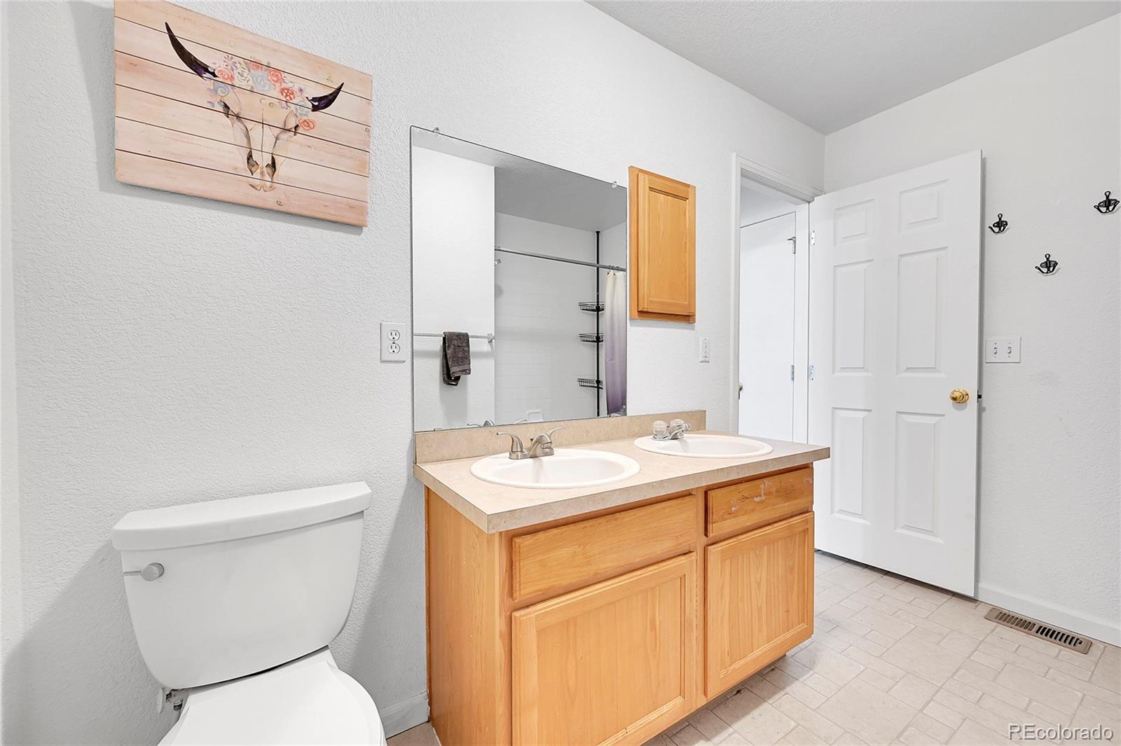 MLS Image #19 for 2791  quarterland street,strasburg, Colorado