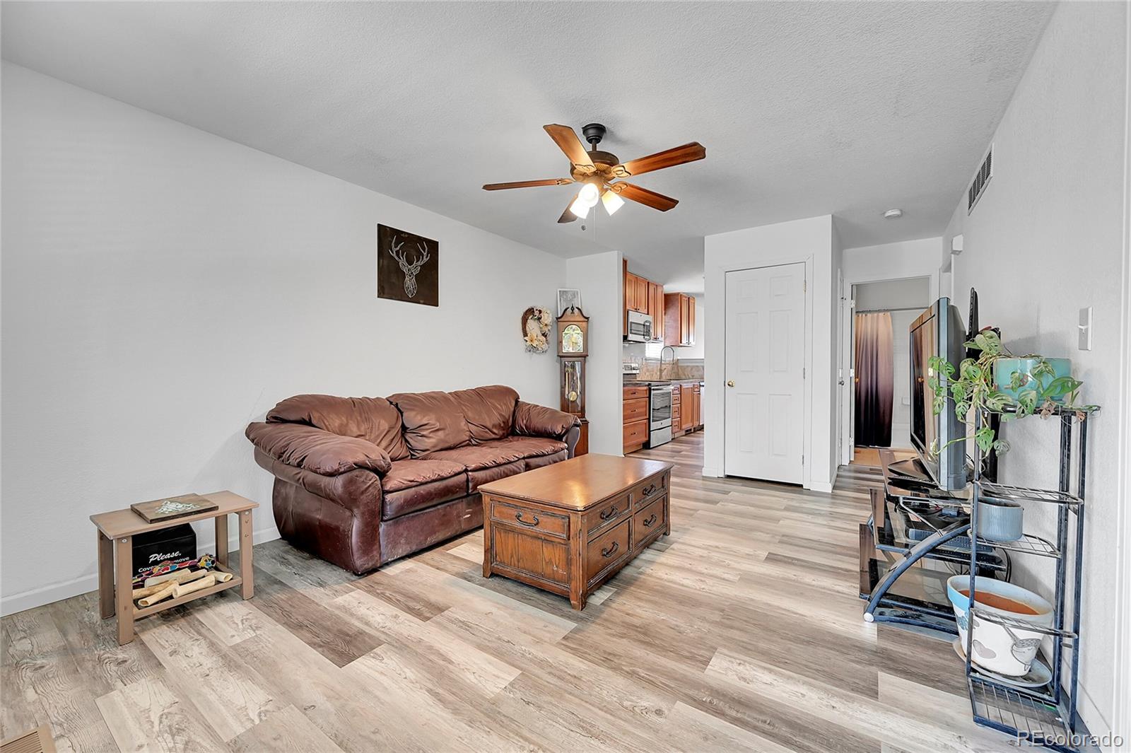 MLS Image #7 for 2791  quarterland street,strasburg, Colorado