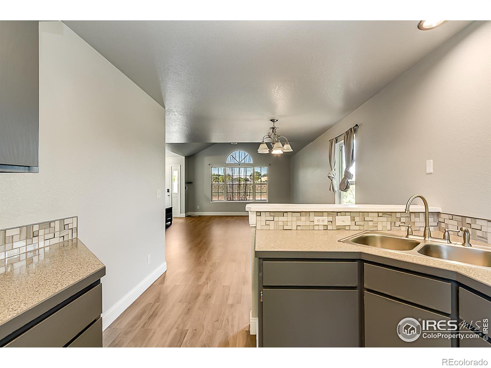 MLS Image #6 for 3310  17th avenue,evans, Colorado