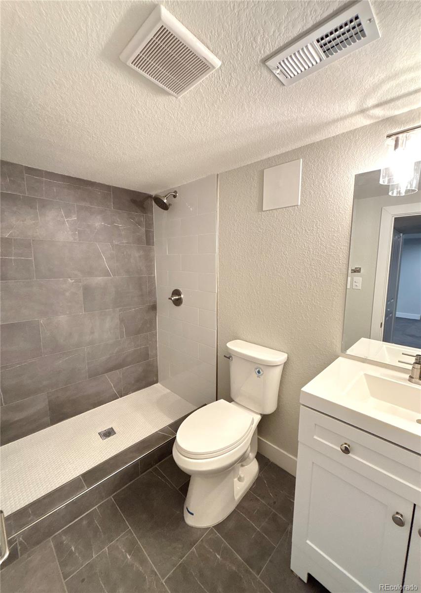 MLS Image #15 for 2895  poplar street,denver, Colorado