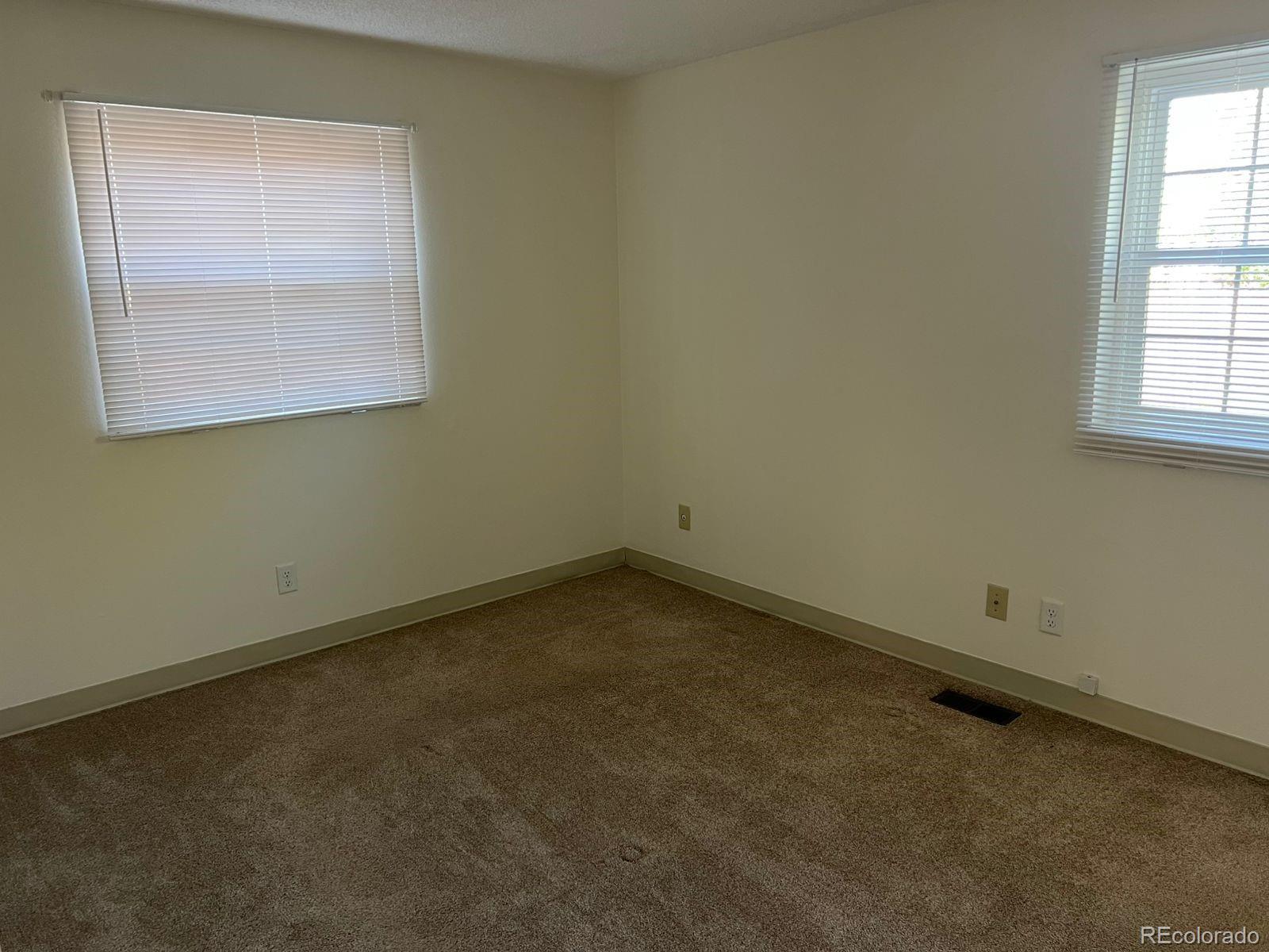 MLS Image #7 for 5543  victor street,denver, Colorado