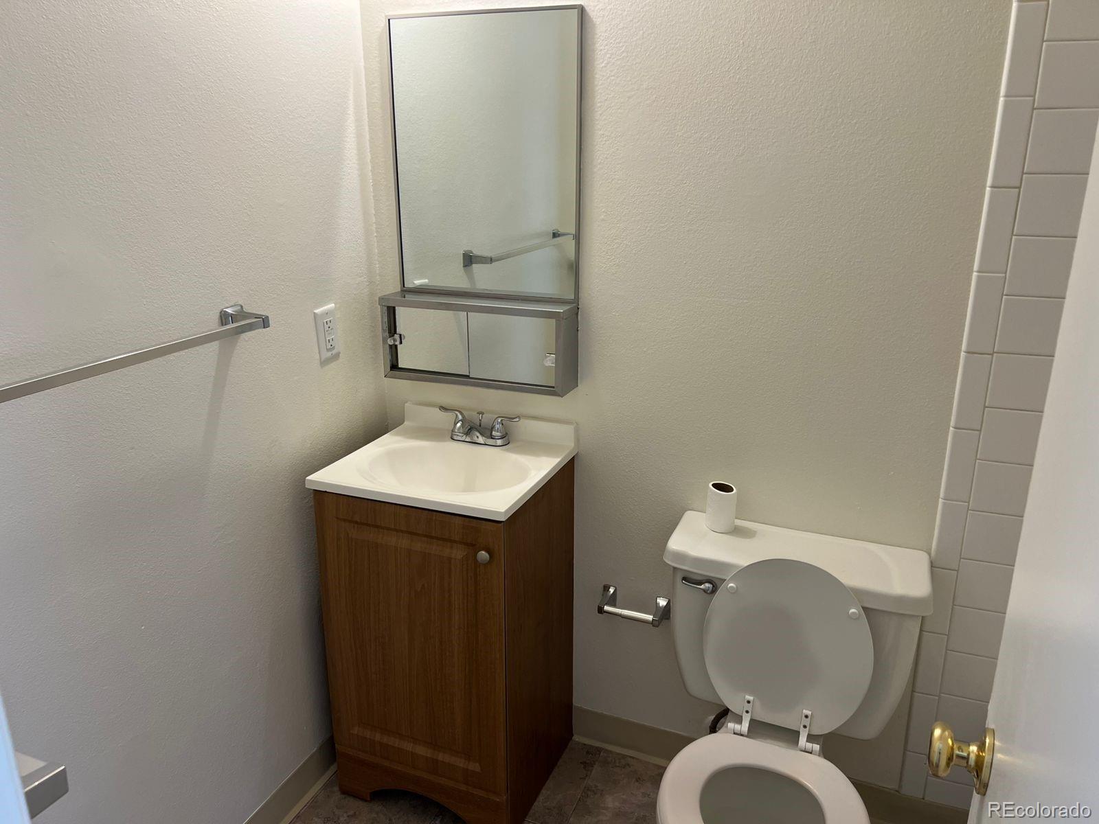MLS Image #8 for 5543  victor street,denver, Colorado